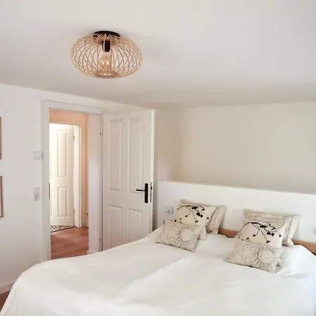 Kleines Von 1870 بيت للعطل Ruppichteroth